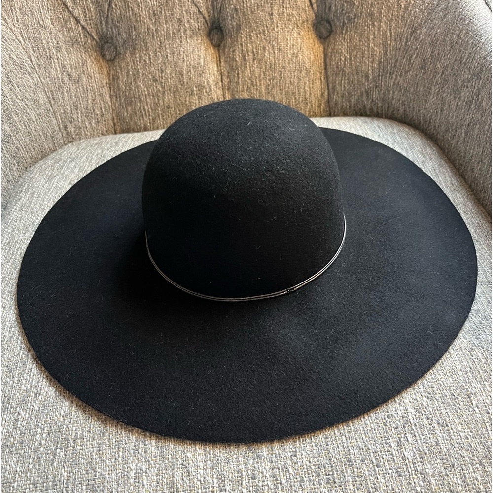 BANANA REPUBLIC Black wide brim felt hat . Size small